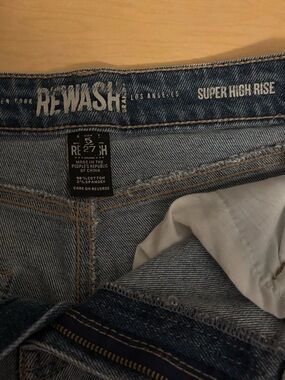 Rewash Super High Rise Light Blue Jeans